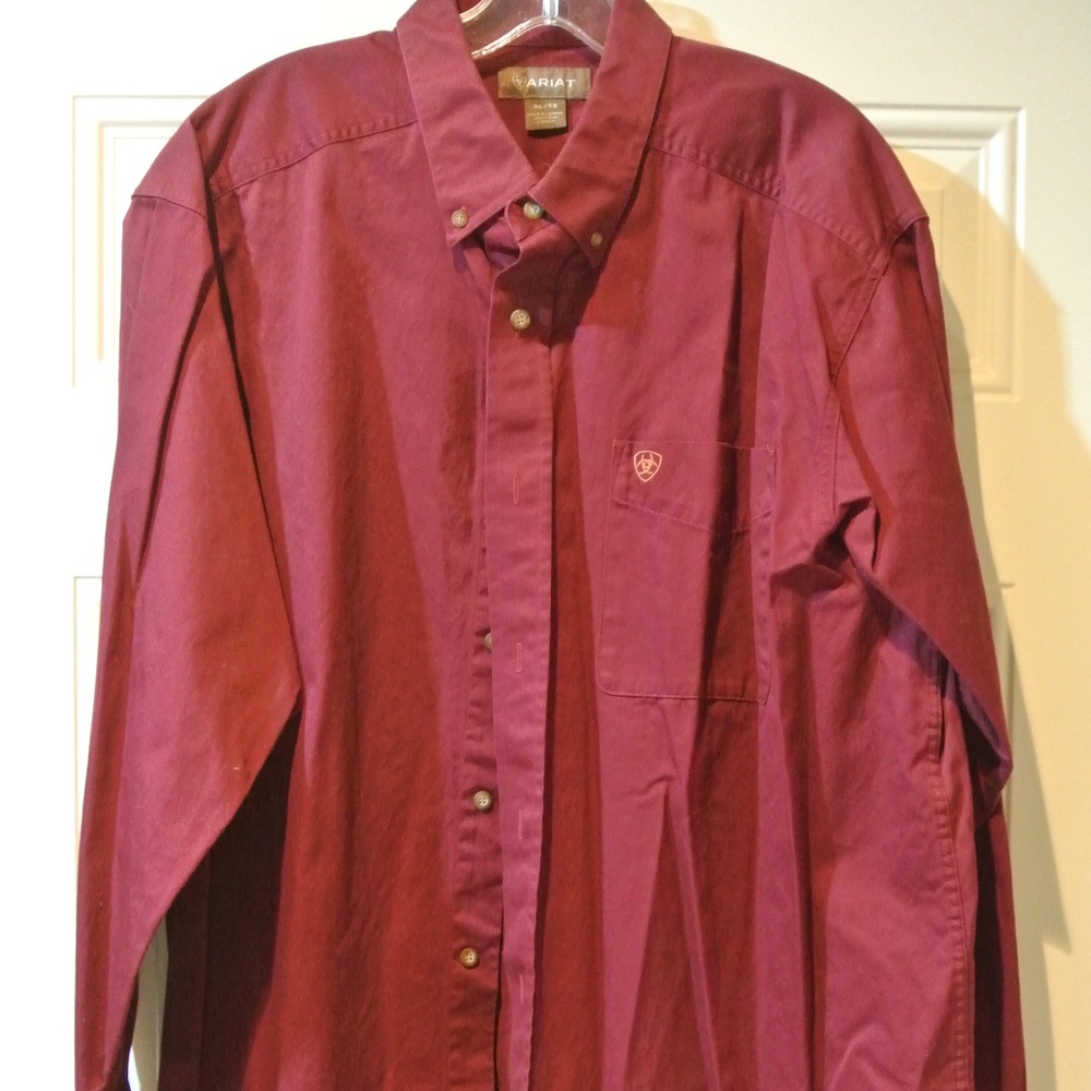 MENS XL ARIAT MAROON LONG SLEEVE BUTTON DOWN SHIRT